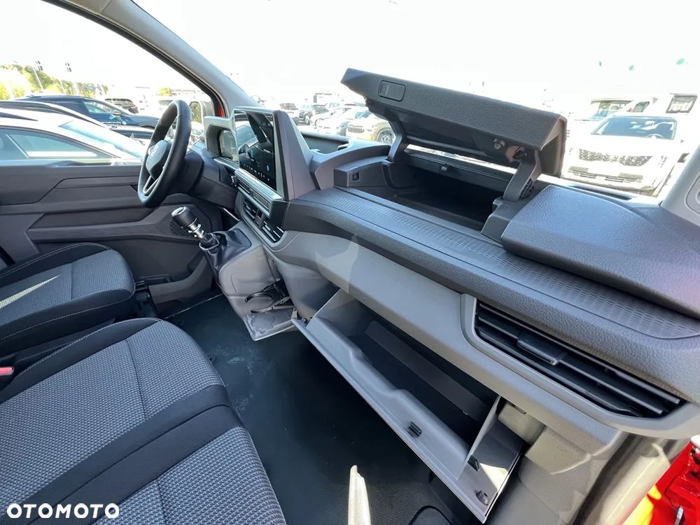 Volkswagen Caravelle - 23