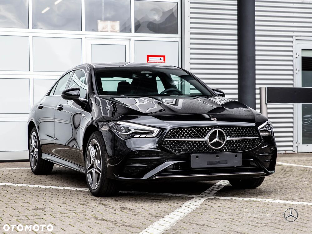 Mercedes-Benz CLA 250 E AMG Line 8G-DCT - 3