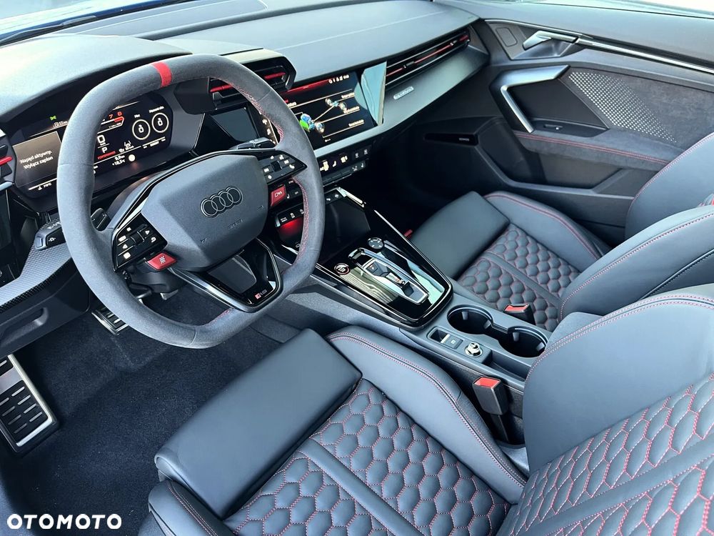 Audi RS3 Sportback - 4