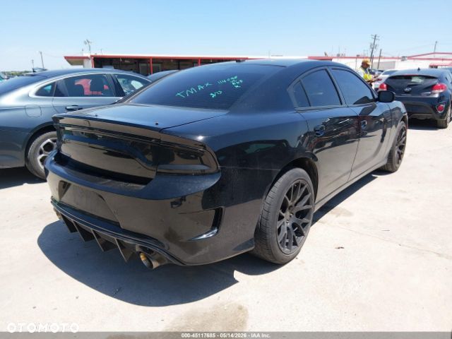 Dodge Charger 3.6 GT - 10