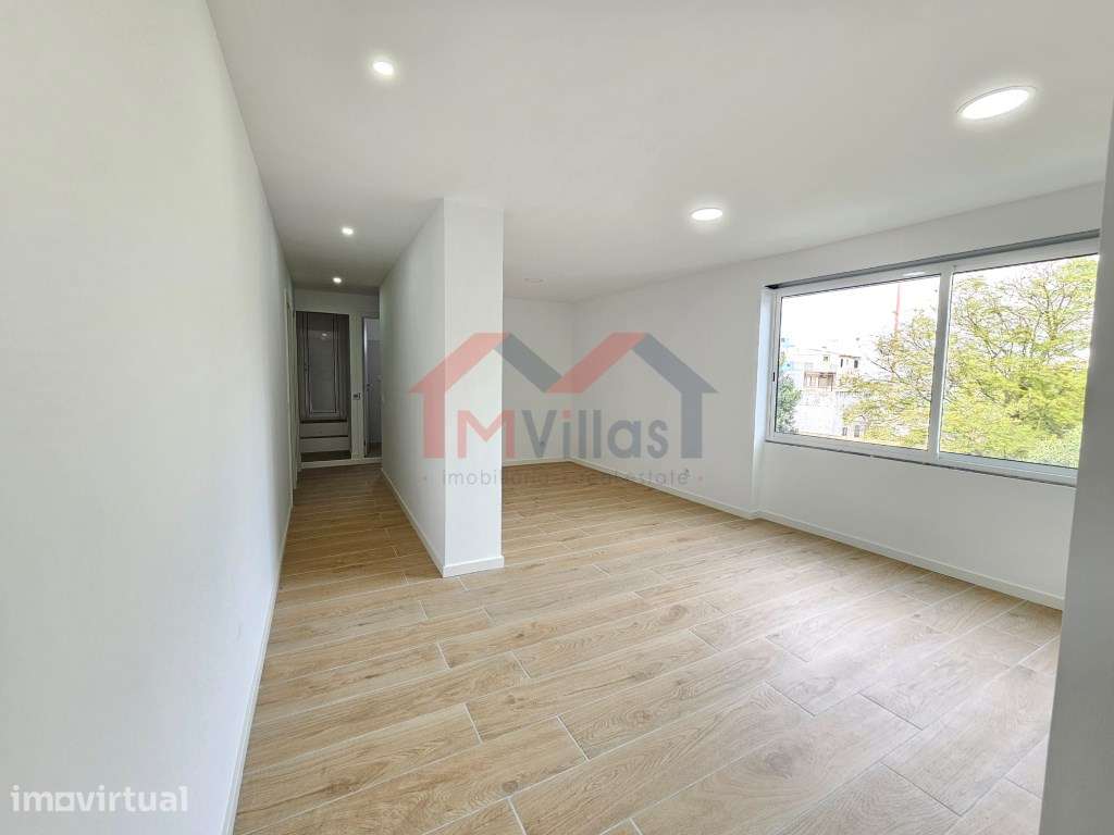 Apartamento T3 renovado com garagem - Loulé - Grande imagem: 2/19