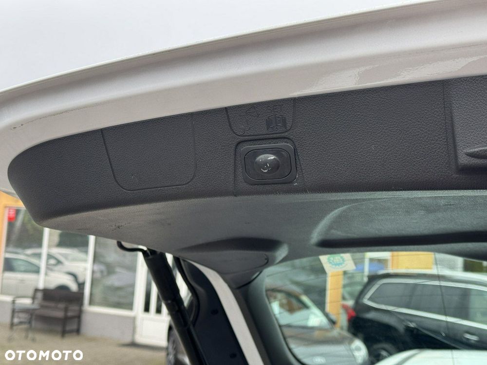 Ford C-MAX 1.0 EcoBoost Titanium ASS - 23