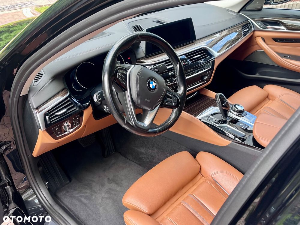 BMW Seria 5 520d xDrive Luxury Line - 13
