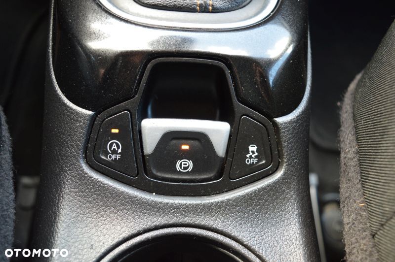 Jeep Compass - 32