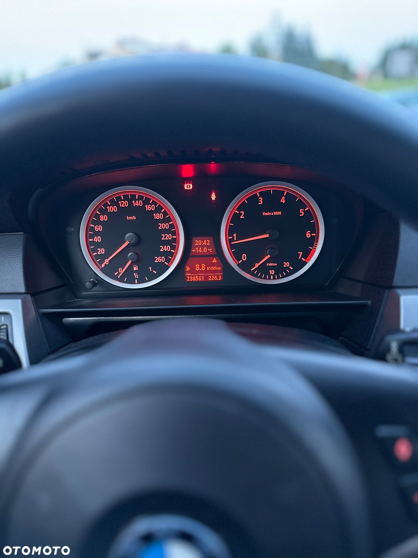 BMW Seria 5 523i Touring - 8