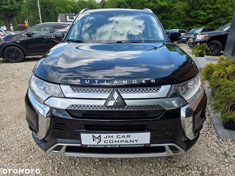 Mitsubishi Outlander - 8