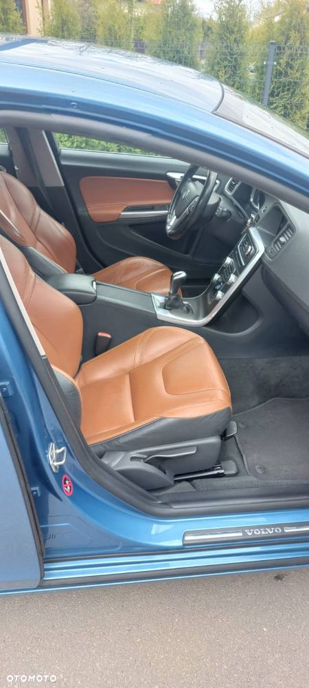 Volvo V60 - 22