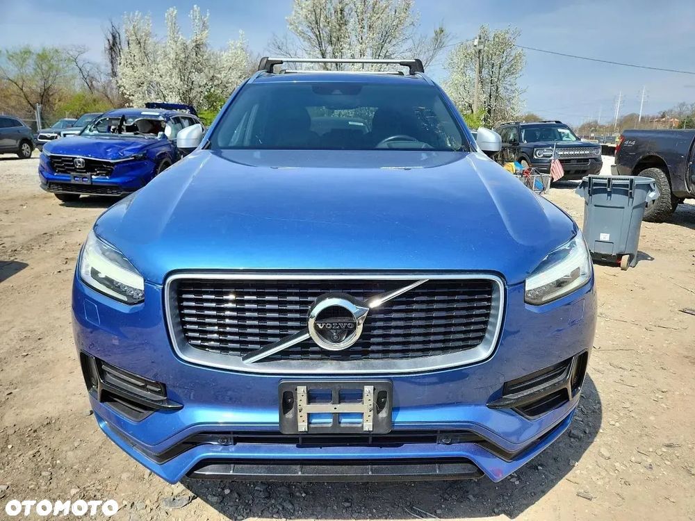 Volvo XC 90 T8 AWD Plug-In Hybrid Momentum 7os - 2