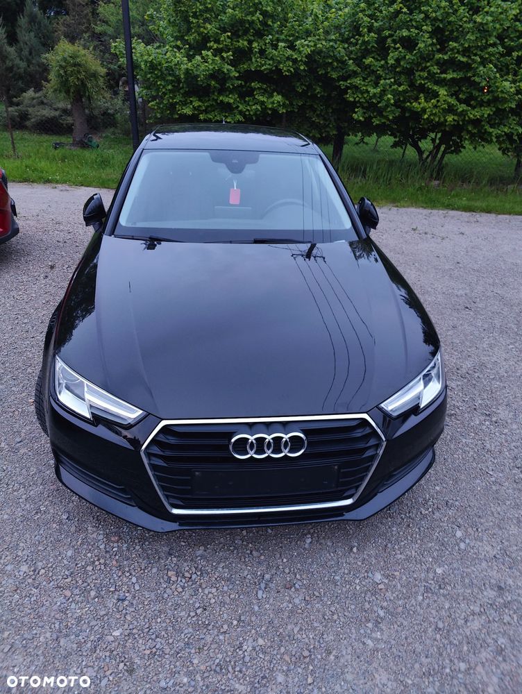 Audi A4 Limousine 1.4 TFSI Design S tronic - 15