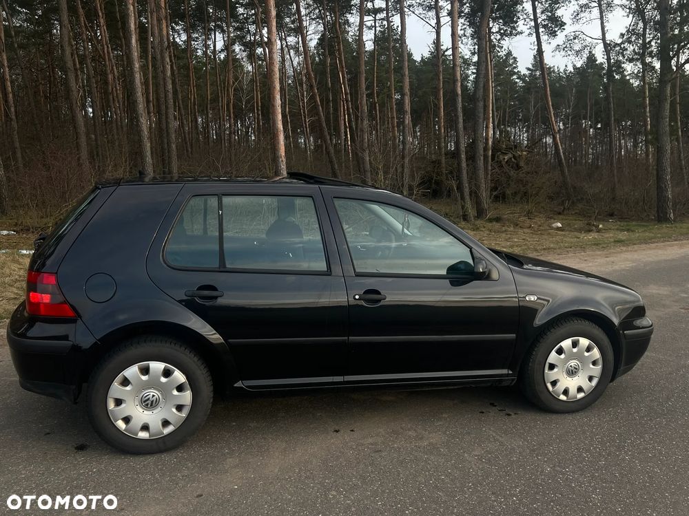 Volkswagen Golf 1.6 Comfortline - 1