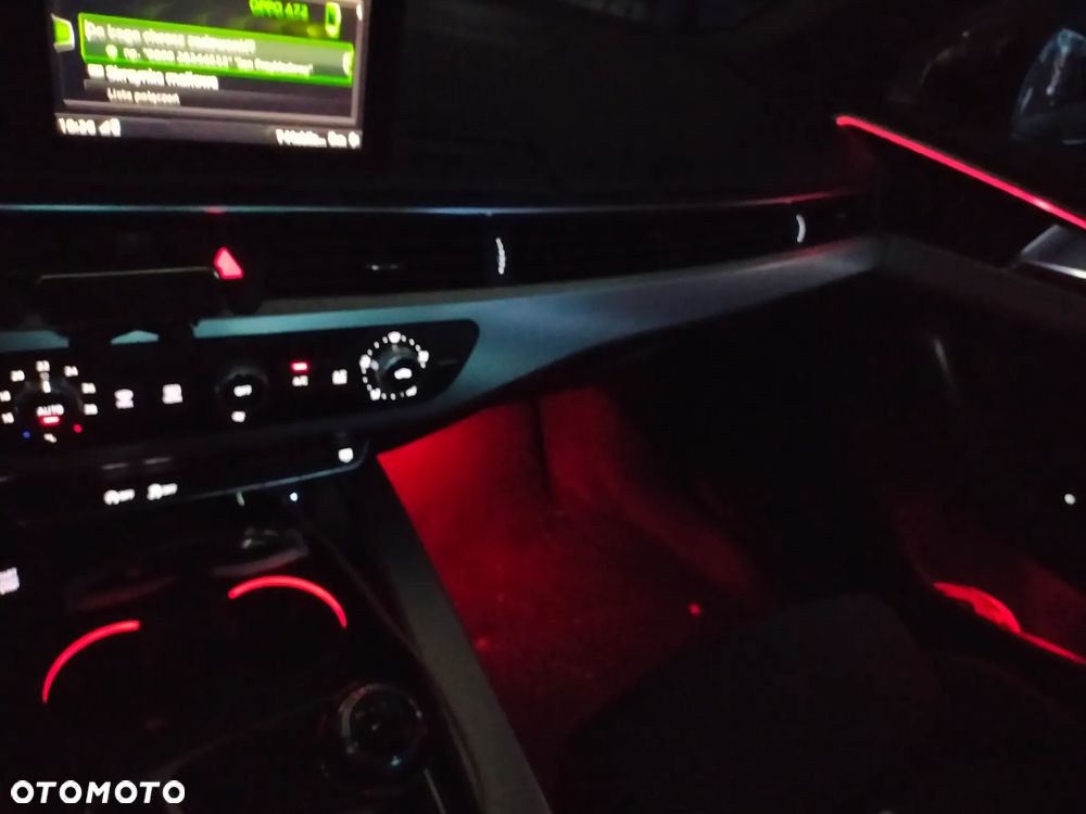 Audi A4 Limousine - 16