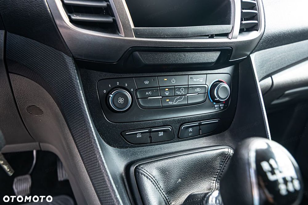 Ford Transit Connect - 18
