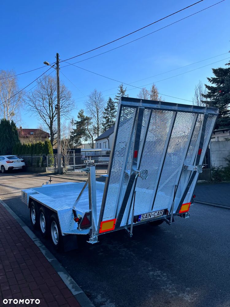 SAN-CAR Koparkowa - 7