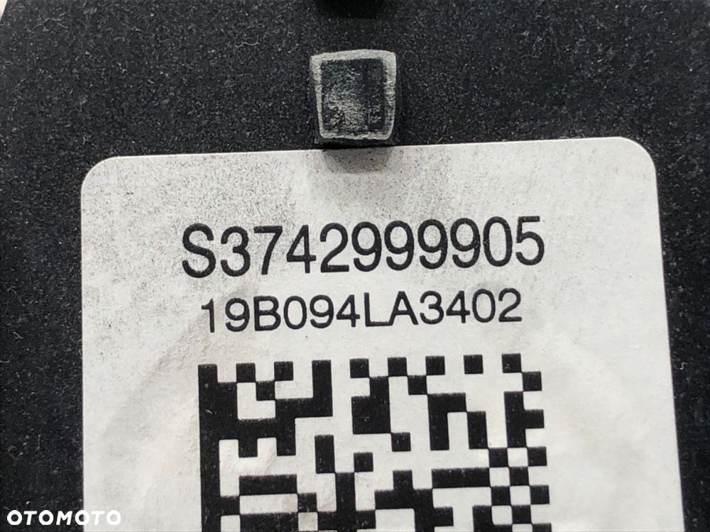 PAS BEZPIECZEŃSTWA PRAWY TYŁ  BMW 5 (G30, F90) 2016 - 2022 530 e Plug-in-Hybrid 135 kW [184 KM] - 4