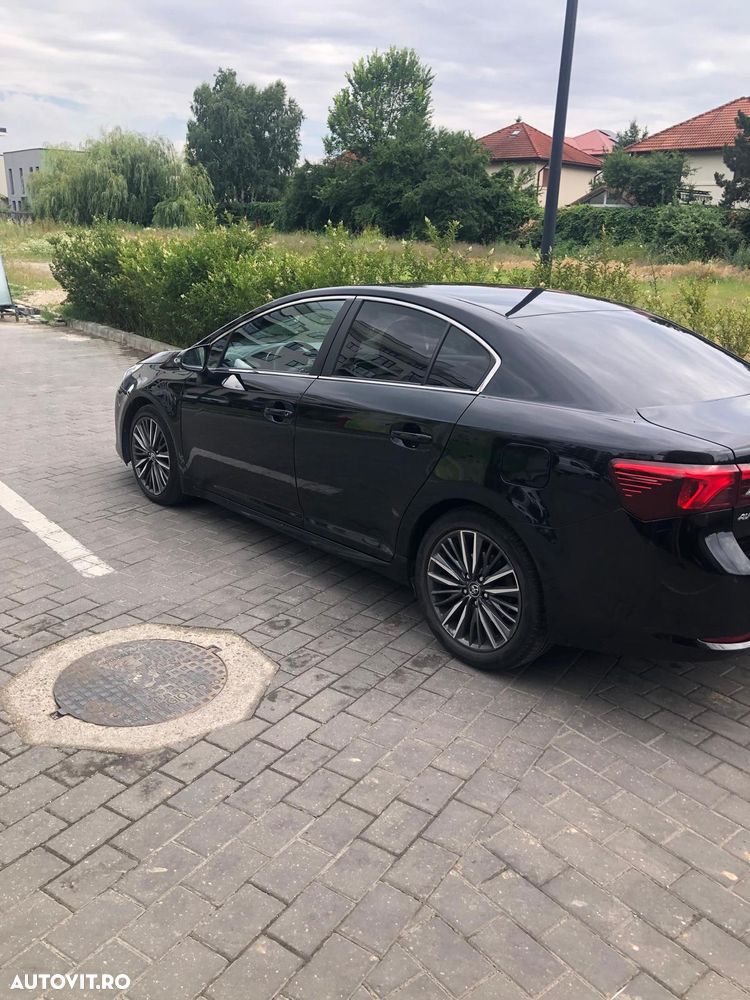 Toyota Avensis 2.0 Multidrive S Executive - 3