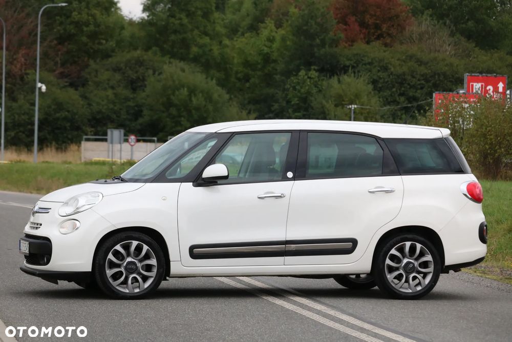 Fiat 500L 1.6 Multijet Lounge S&S - 28