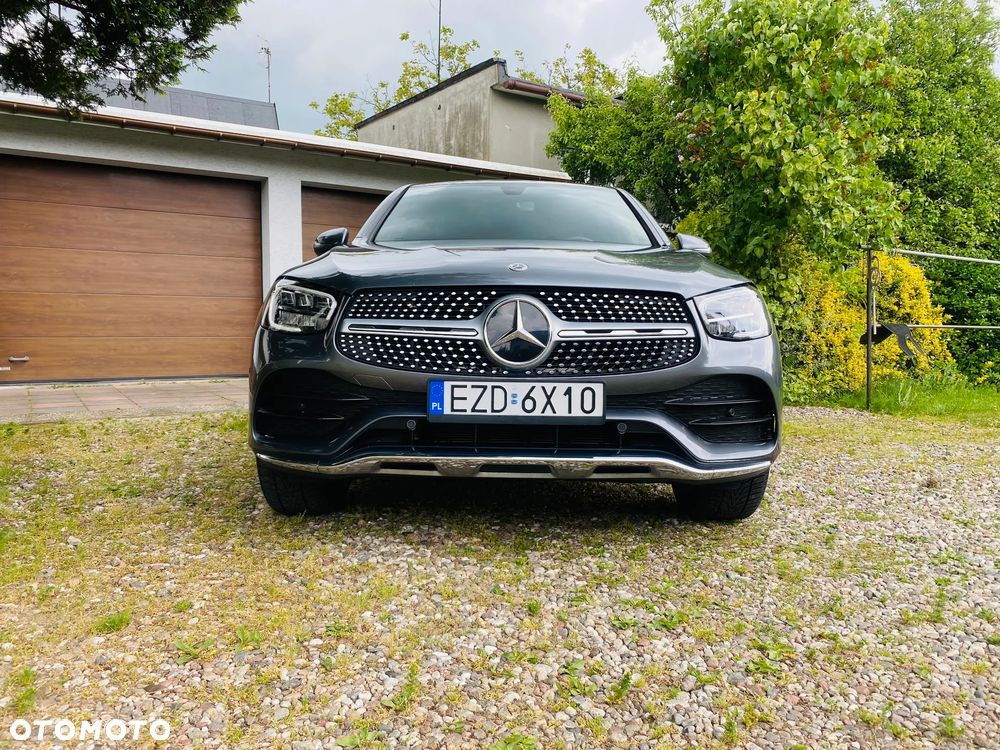 Mercedes-Benz GLC 300 e 4-Matic - 3