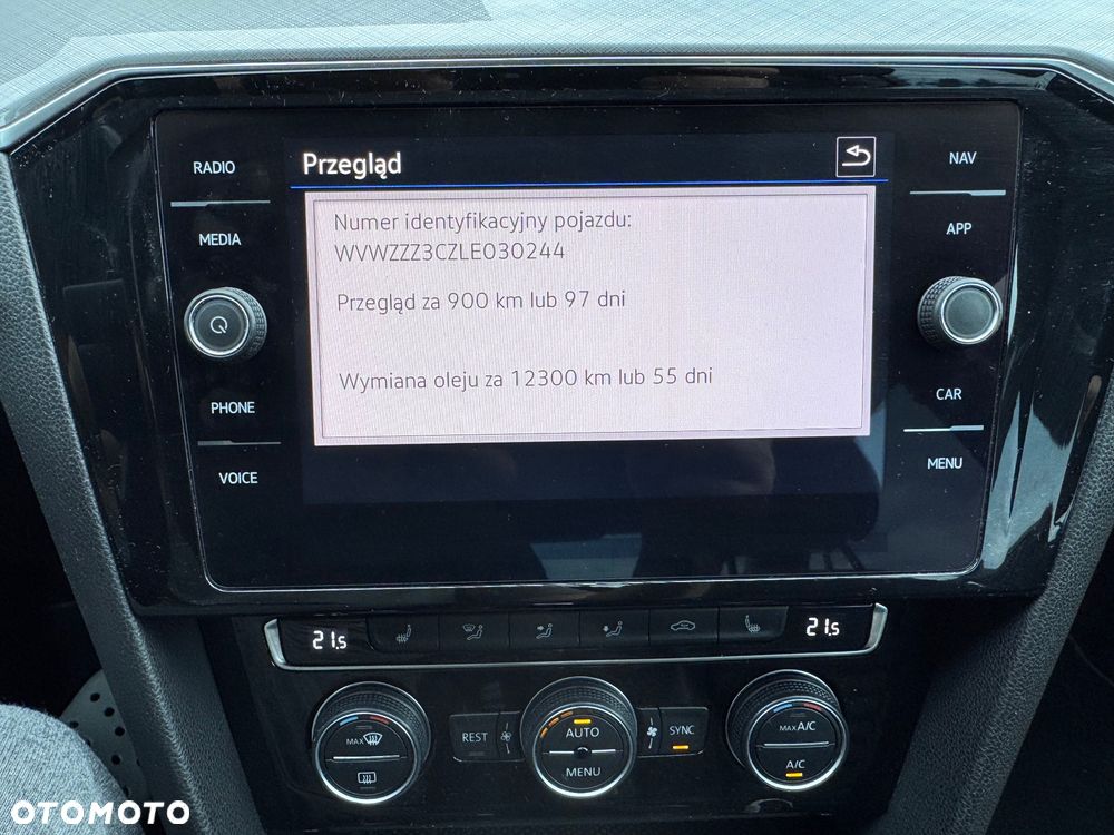 Volkswagen Passat 1.5 TSI EVO Business DSG - 12