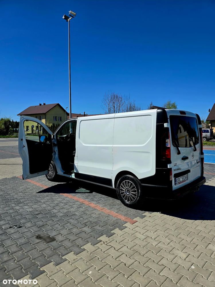 Opel Vivaro - 15