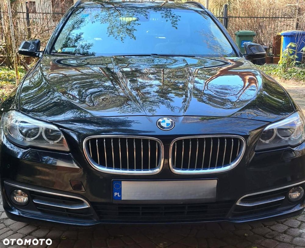 BMW Seria 5 520i Luxury Line - 1