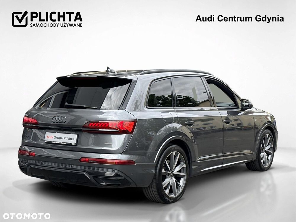 Audi Q7 - 6