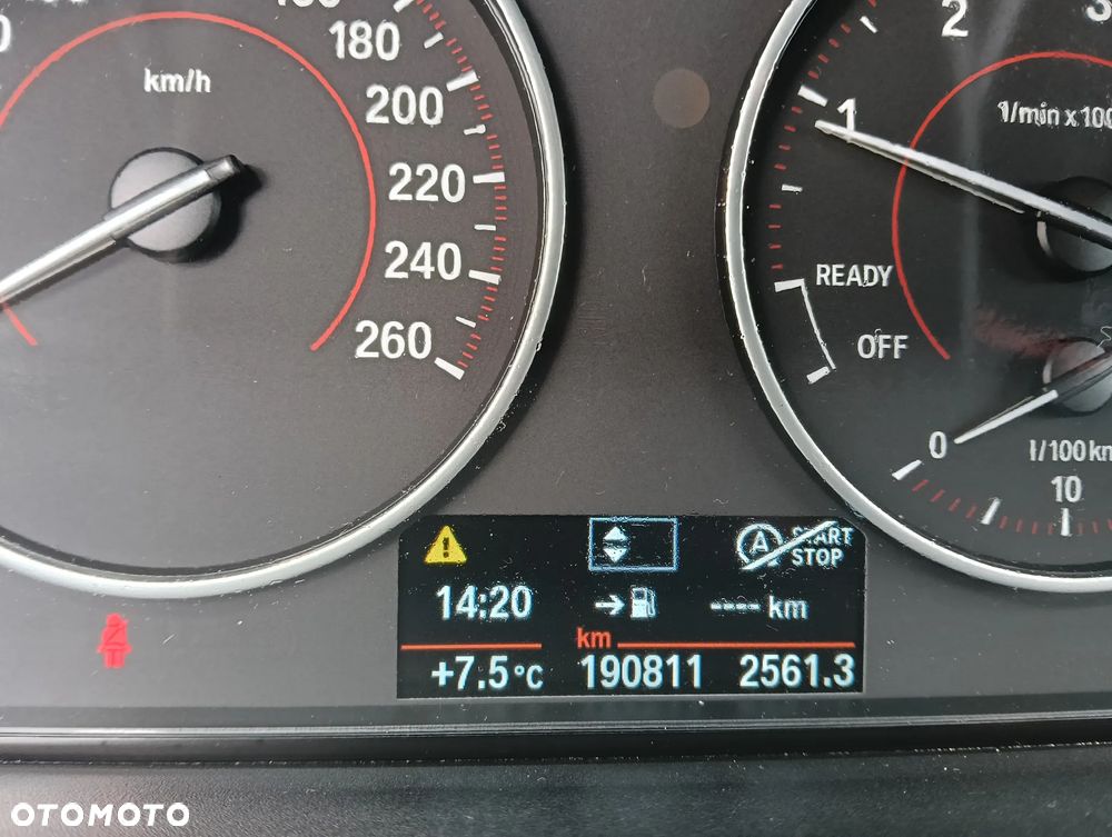 BMW Seria 3 318d DPF Edition Sport - 18