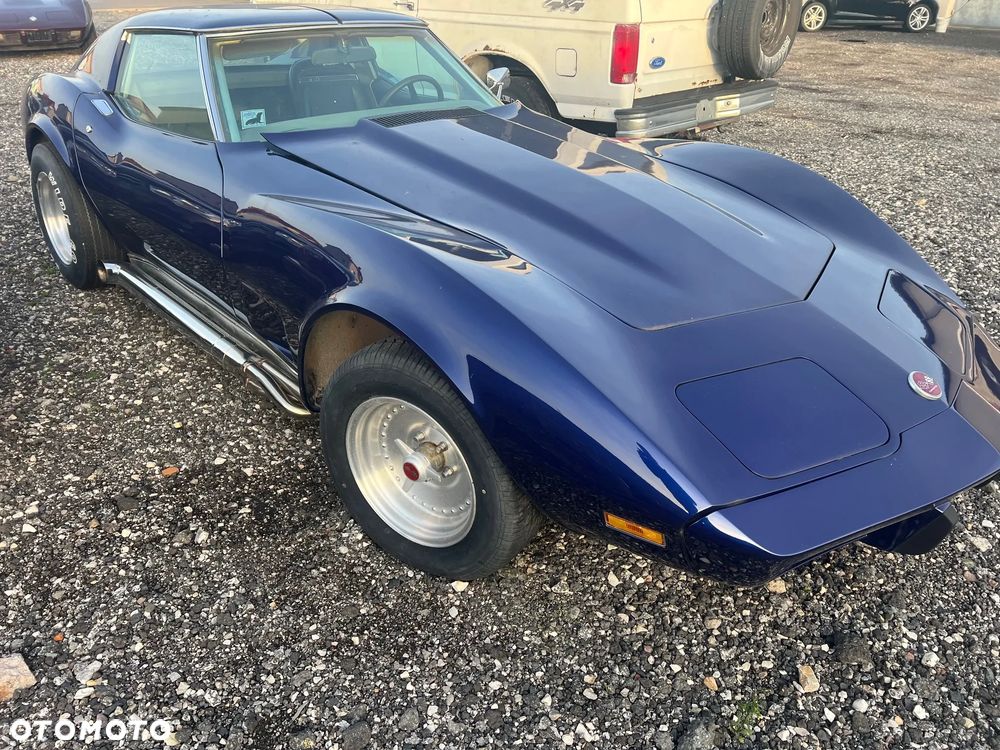 Chevrolet Corvette - 19