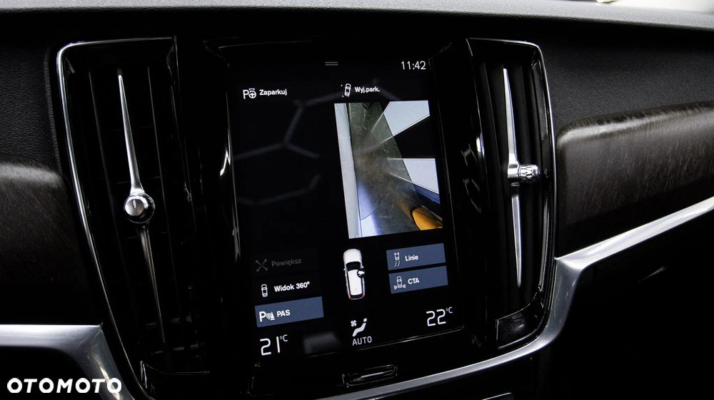 Volvo V90 Cross Country D4 SCR AWD Pro - 32