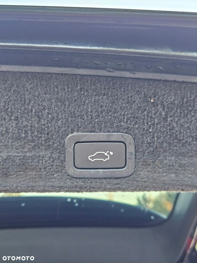 Volvo XC 60 - 35