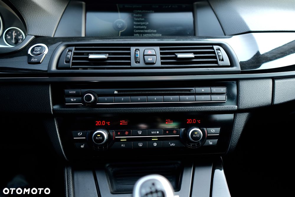 BMW Seria 5 520d - 14