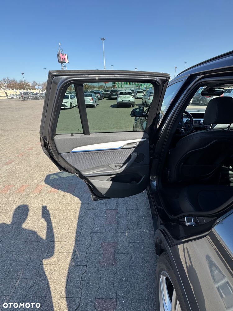 BMW X1 sDrive18d xLine sport - 12
