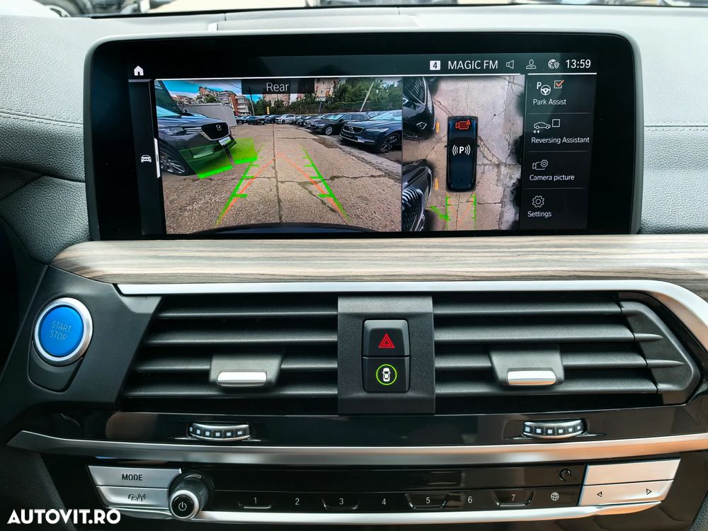 BMW iX3 Standard - 17