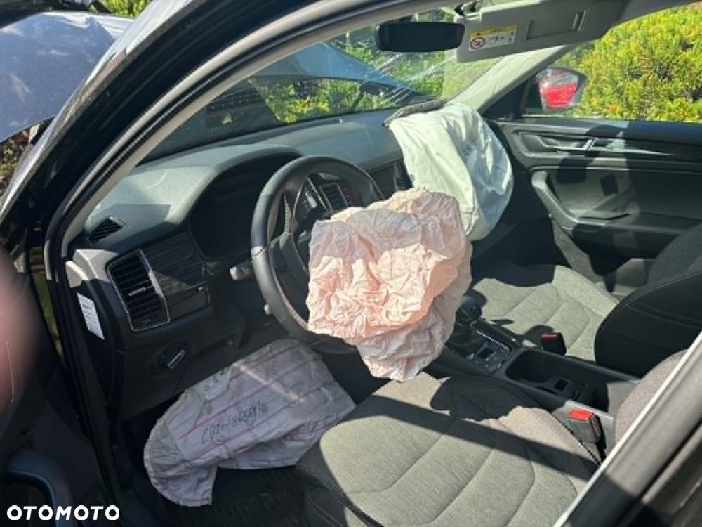 Skoda Kodiaq 2.0 TSI 4x4 Style DSG - 9