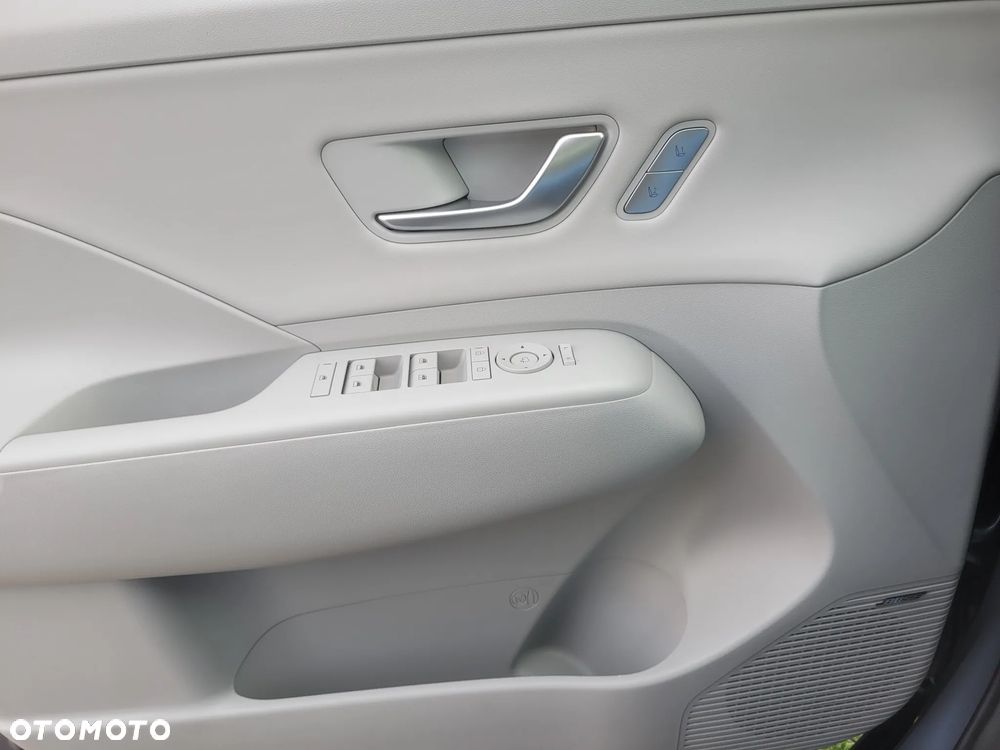 Hyundai Kona 1.6 GDI Hybrid Platinum DCT - 29