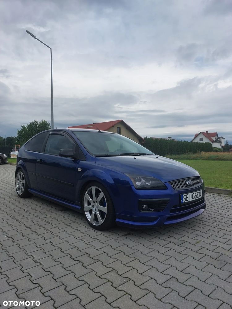 Ford Focus 2.0 TDCi Sport DPF - 1