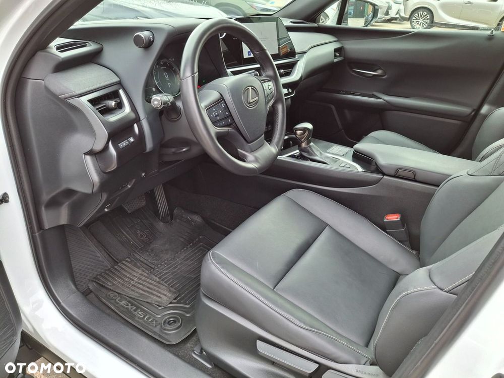 Lexus UX 200 GPF F Sport Design 2WD - 9