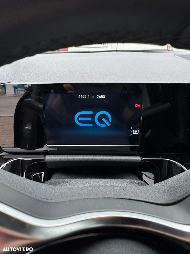 Mercedes-Benz EQA 250 - 10