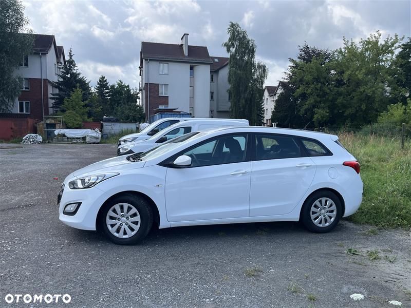 Hyundai i30 1.6 CRDi Classic - 10