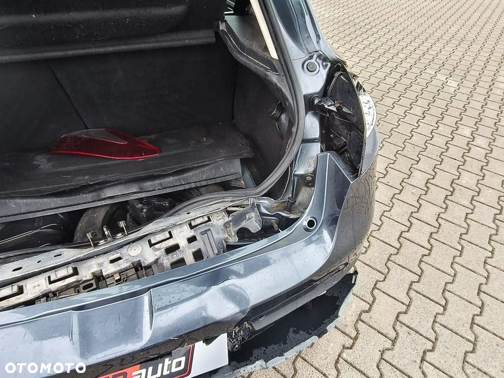 Renault Megane - 25