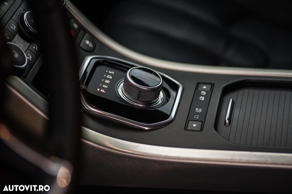 Land Rover Range Rover Evoque - 39