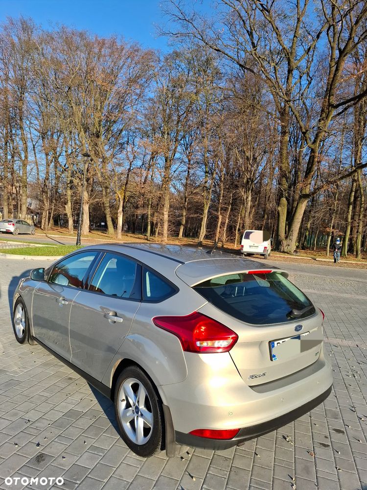 Ford Focus 1.0 EcoBoost Trend - 6
