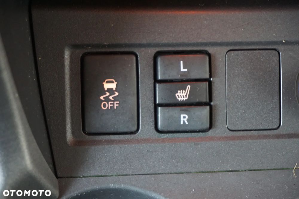 Toyota RAV4 2.2 D-4D 4x4 - 40