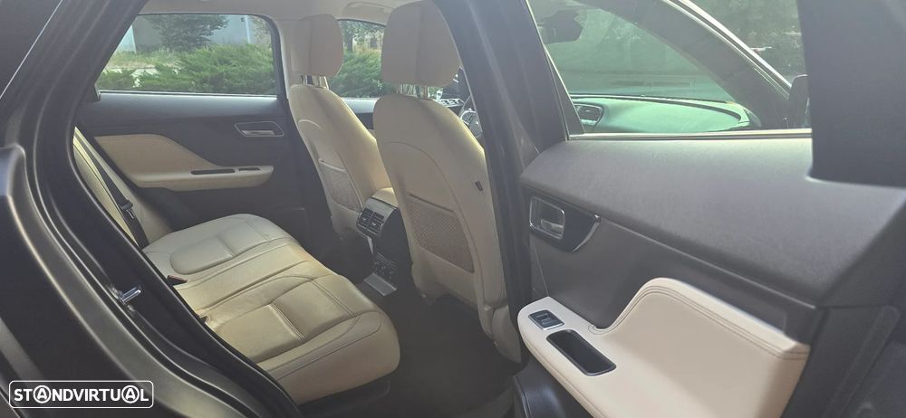 Jaguar F-Pace 2.0 i4D Prestige AWD Aut. - 17