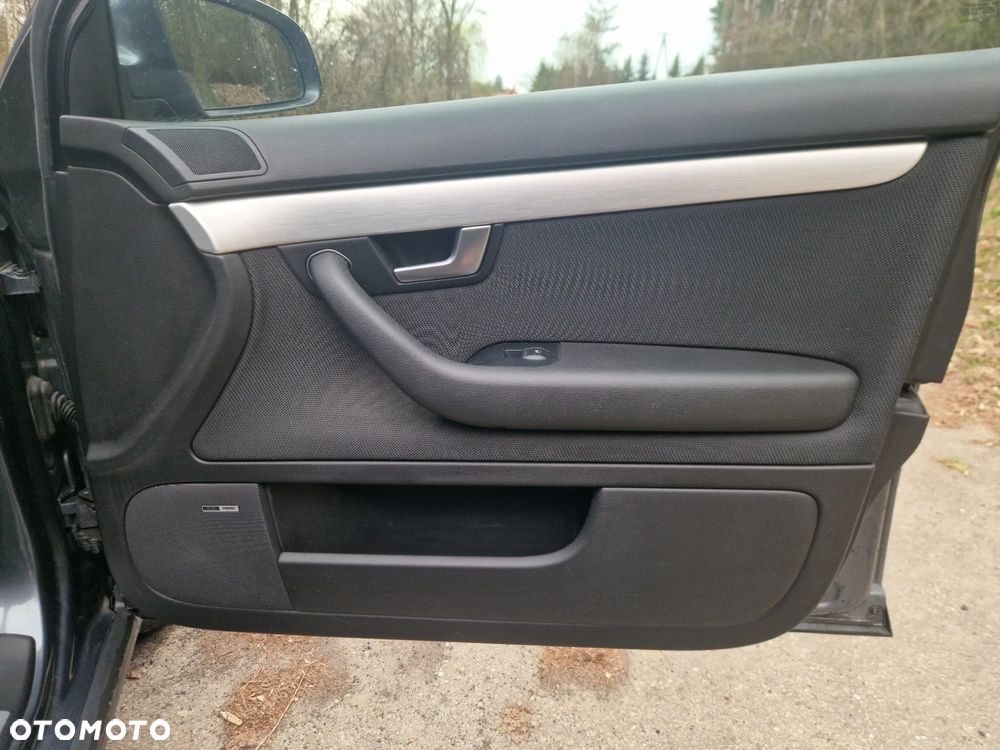 Audi A4 Avant 2.0 T FSI - 12