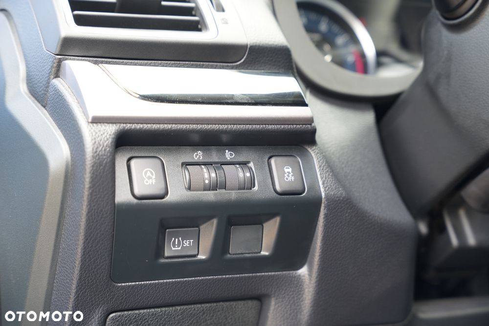 Subaru XV 2.0i Lineartronic Exclusive - 35