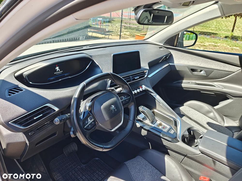 Peugeot 5008 1.5 BlueHDi Allure S&S EAT8 - 12