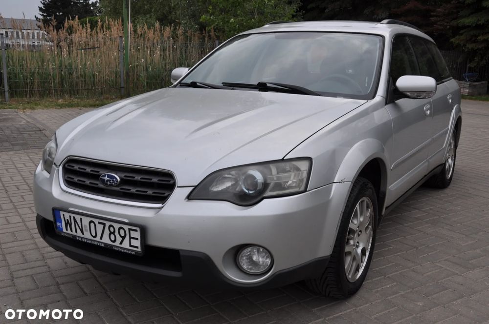 Subaru Outback 2.5i MT - 3