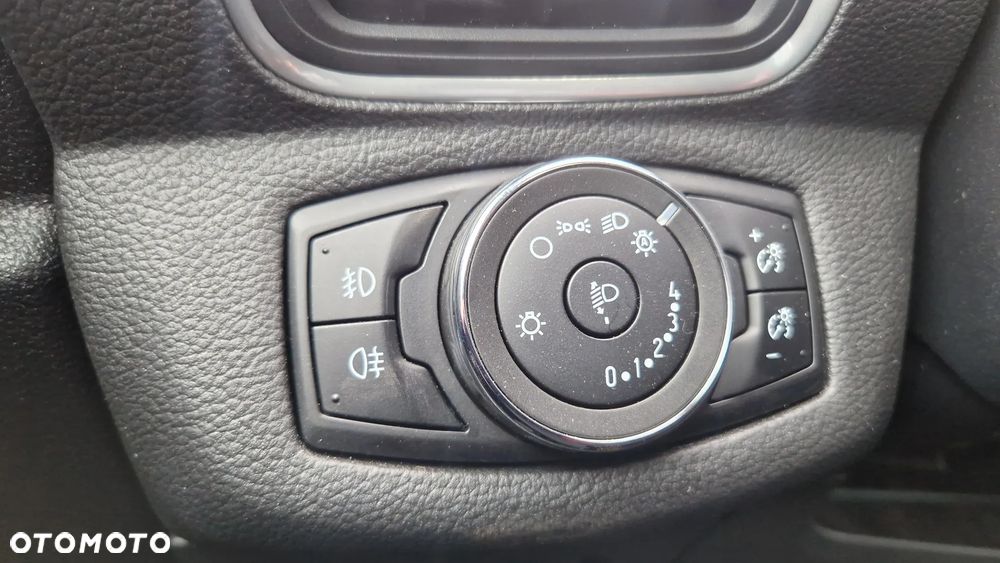 Ford B-MAX 1.5 TDCi Titanium - 26