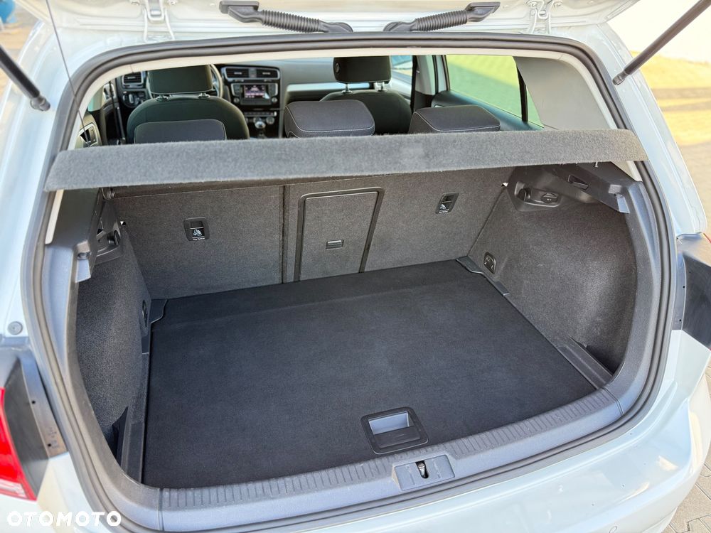 Volkswagen Golf 1.2 TSI BlueMotion Technology Cup - 12