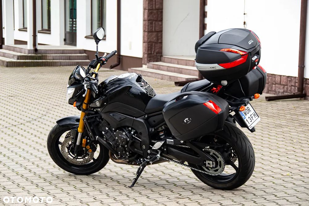 Yamaha FZ8 - 7
